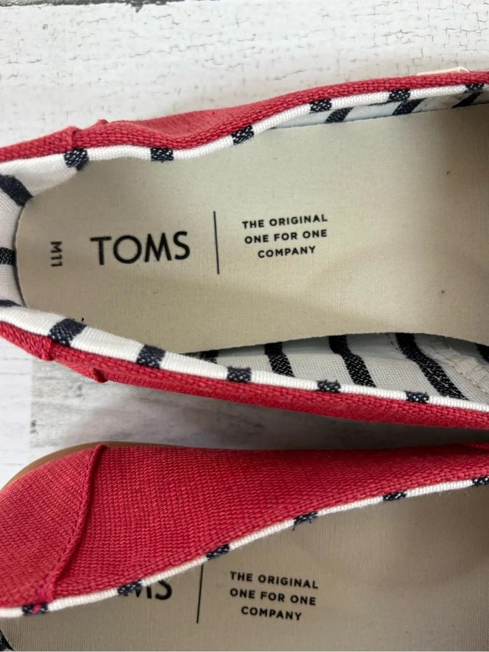 Toms Men’s Size 11 Red Heritage Canvas Espadrille Slip On Shoes